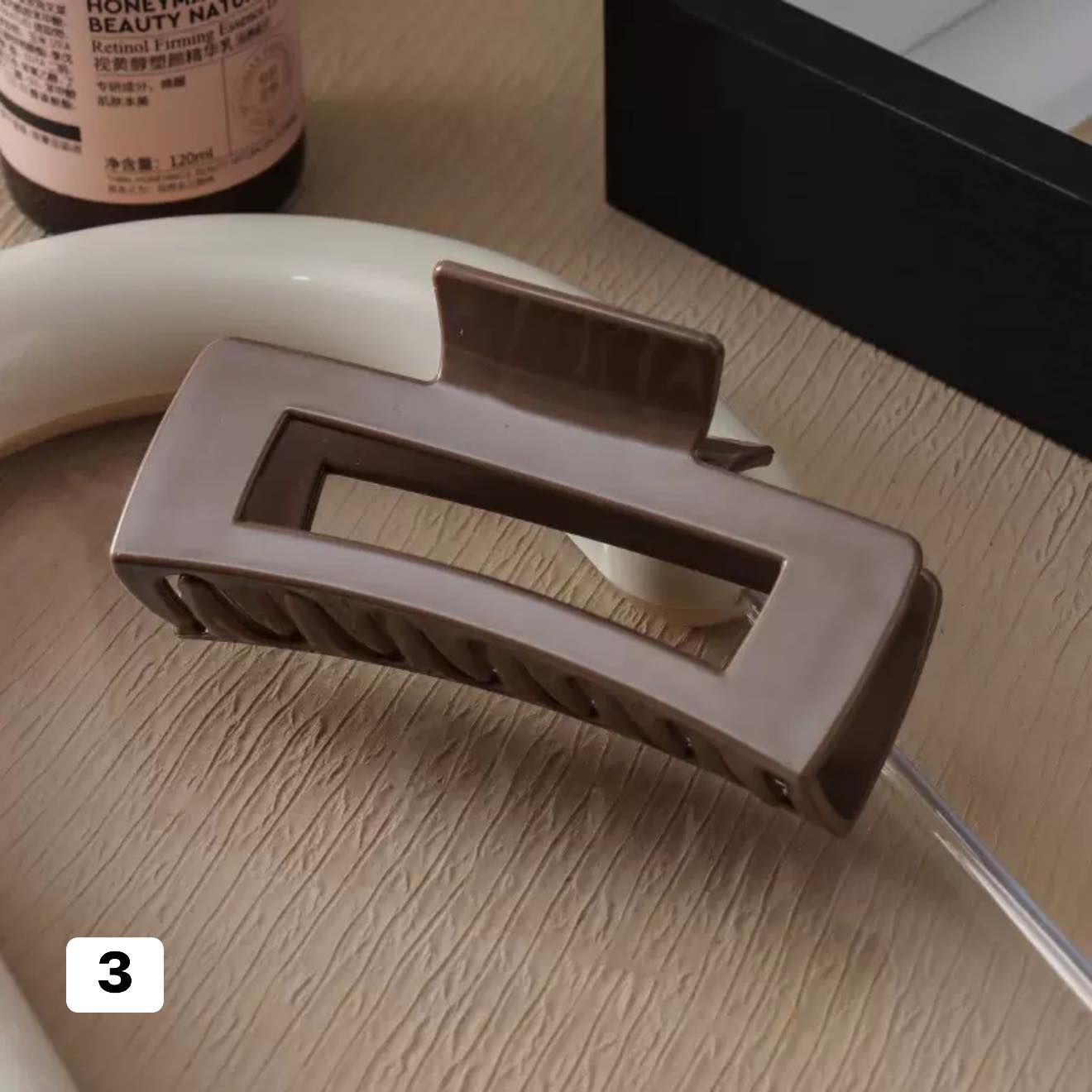 October2025 - Flexible hair clip (Click on the product for more designs)