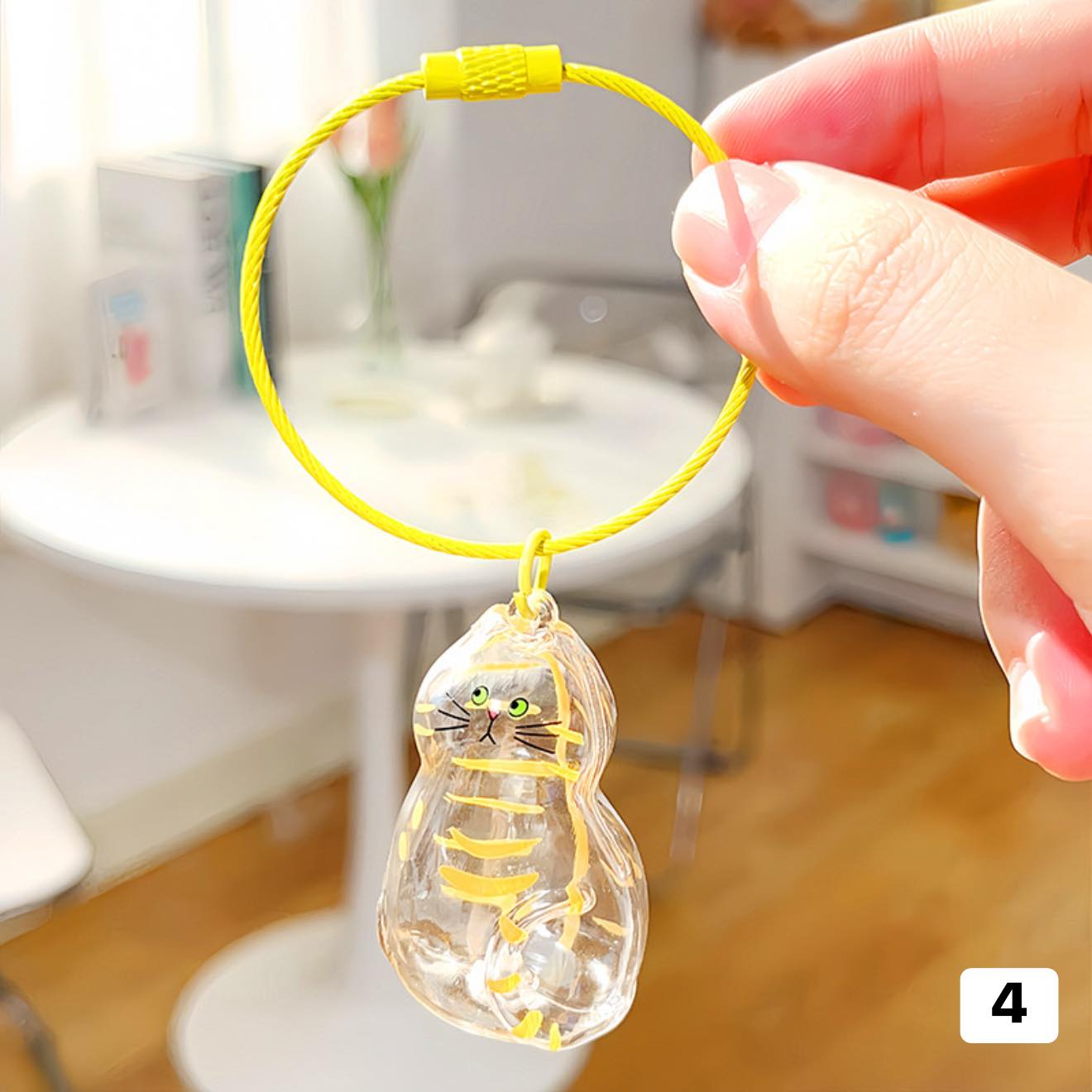 October2025 - Cat hair storage keychain (Click on the product for more designs)