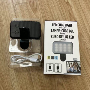 October2025 - Selfie light