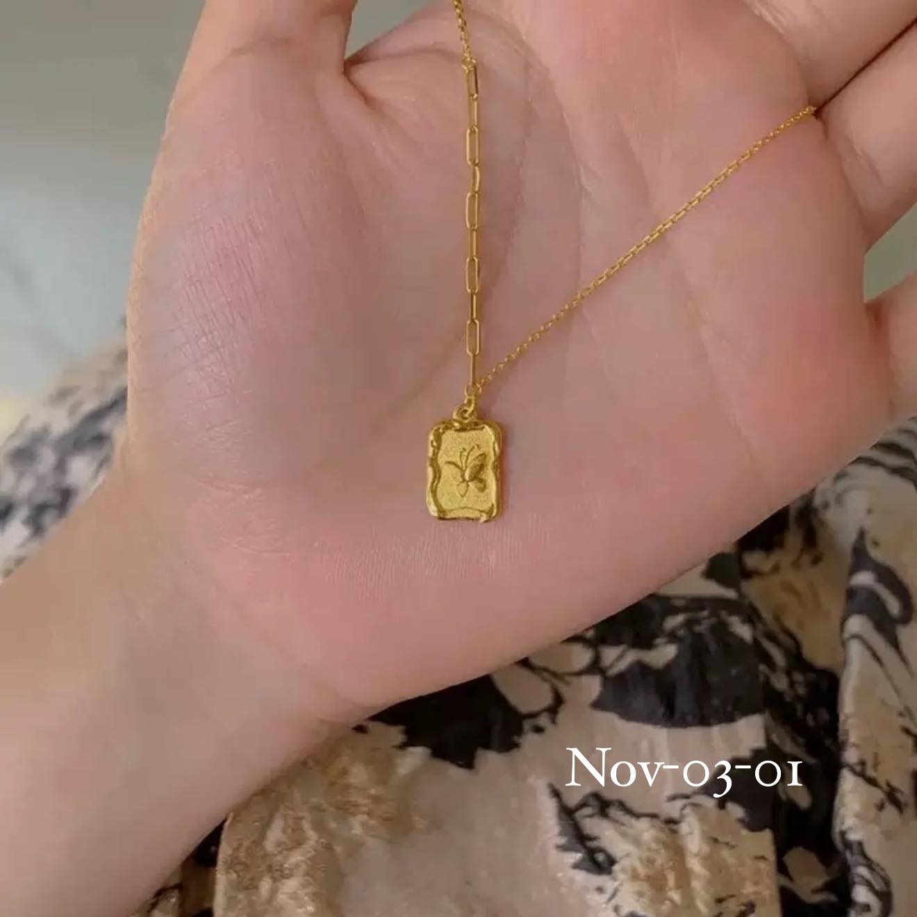 November2025 set 03 - Pendants