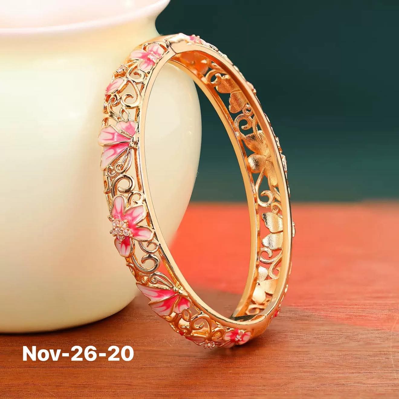 November2025 set 26 -
Cloisonne bangles
