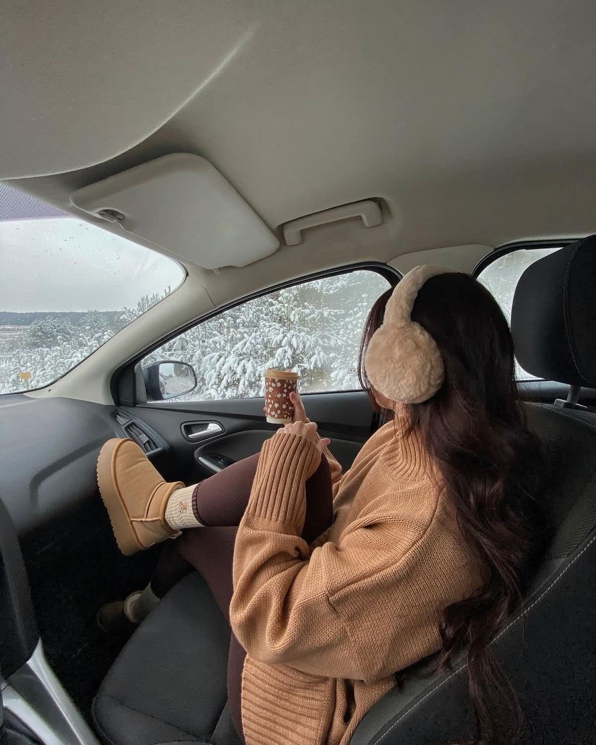 November2025 set 08 - Ear
muffs