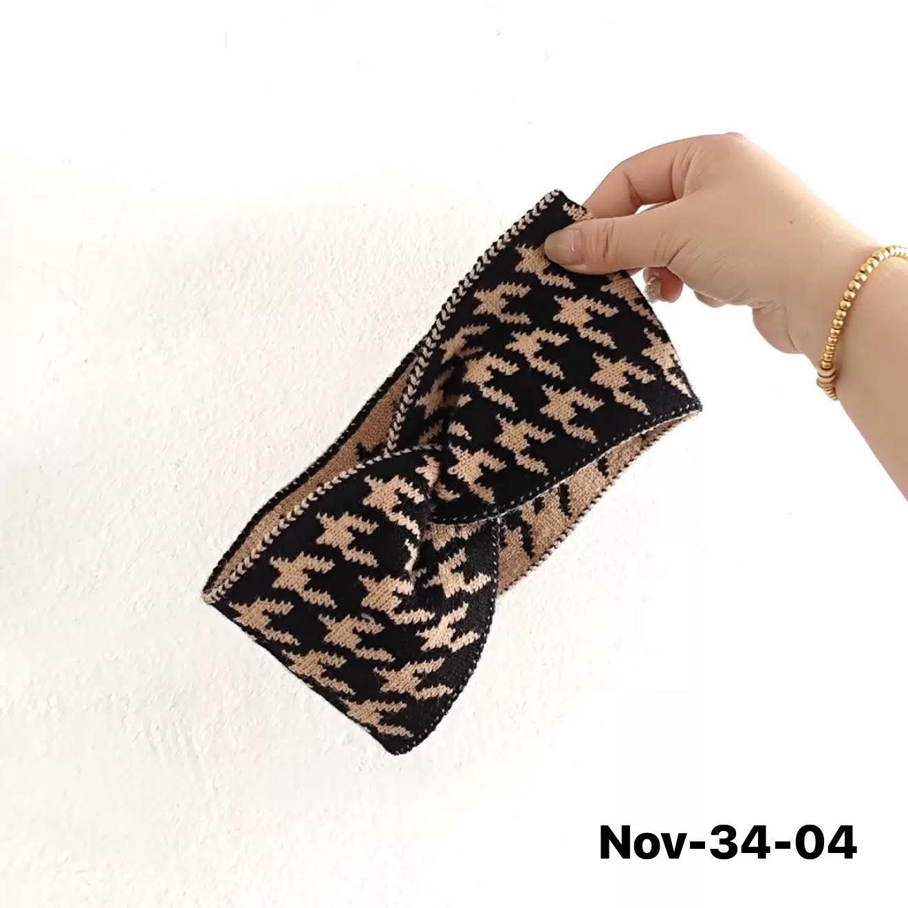 November2025 set 34- Retro
styled hairband