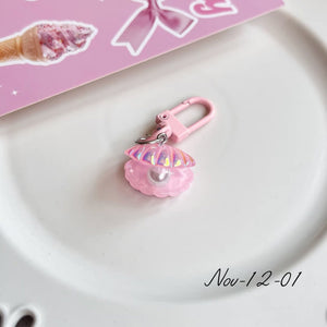 November2025 set 12 -
keychains