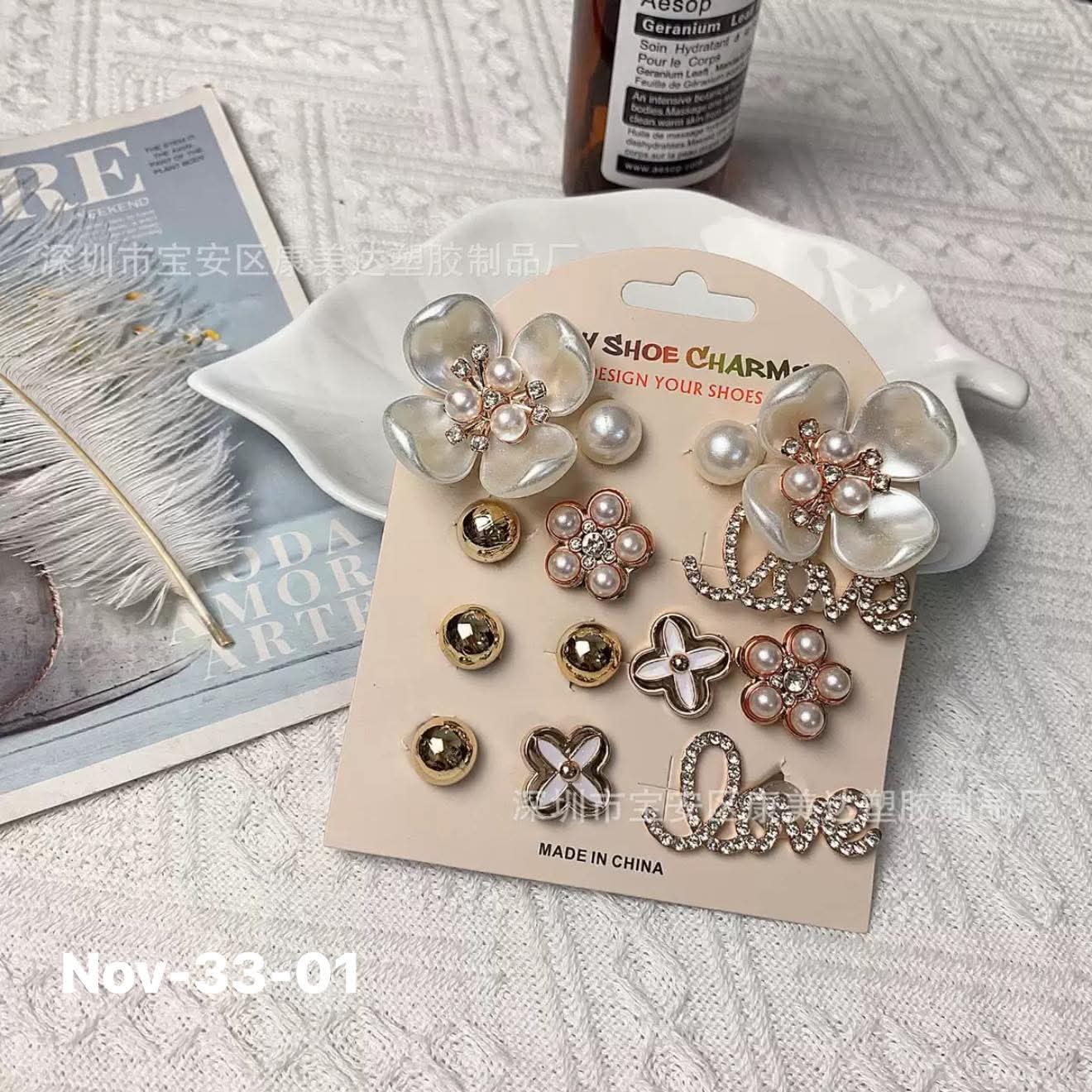 November2025 set 33 - Croc
charms