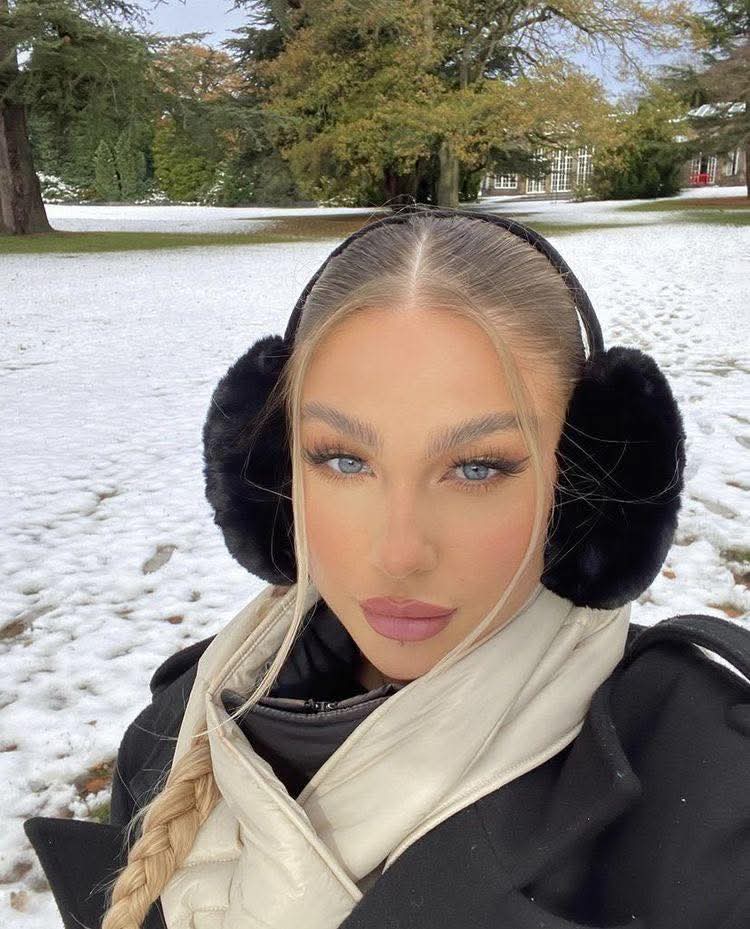 November2025 set 08 - Ear
muffs