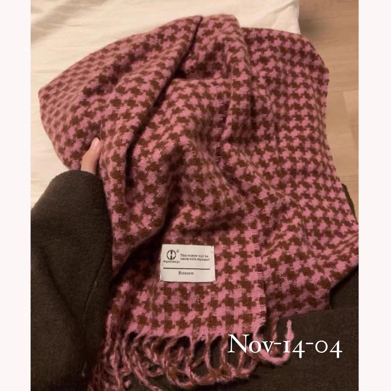 November2025 set 14 - Korean
styled winter scarfs