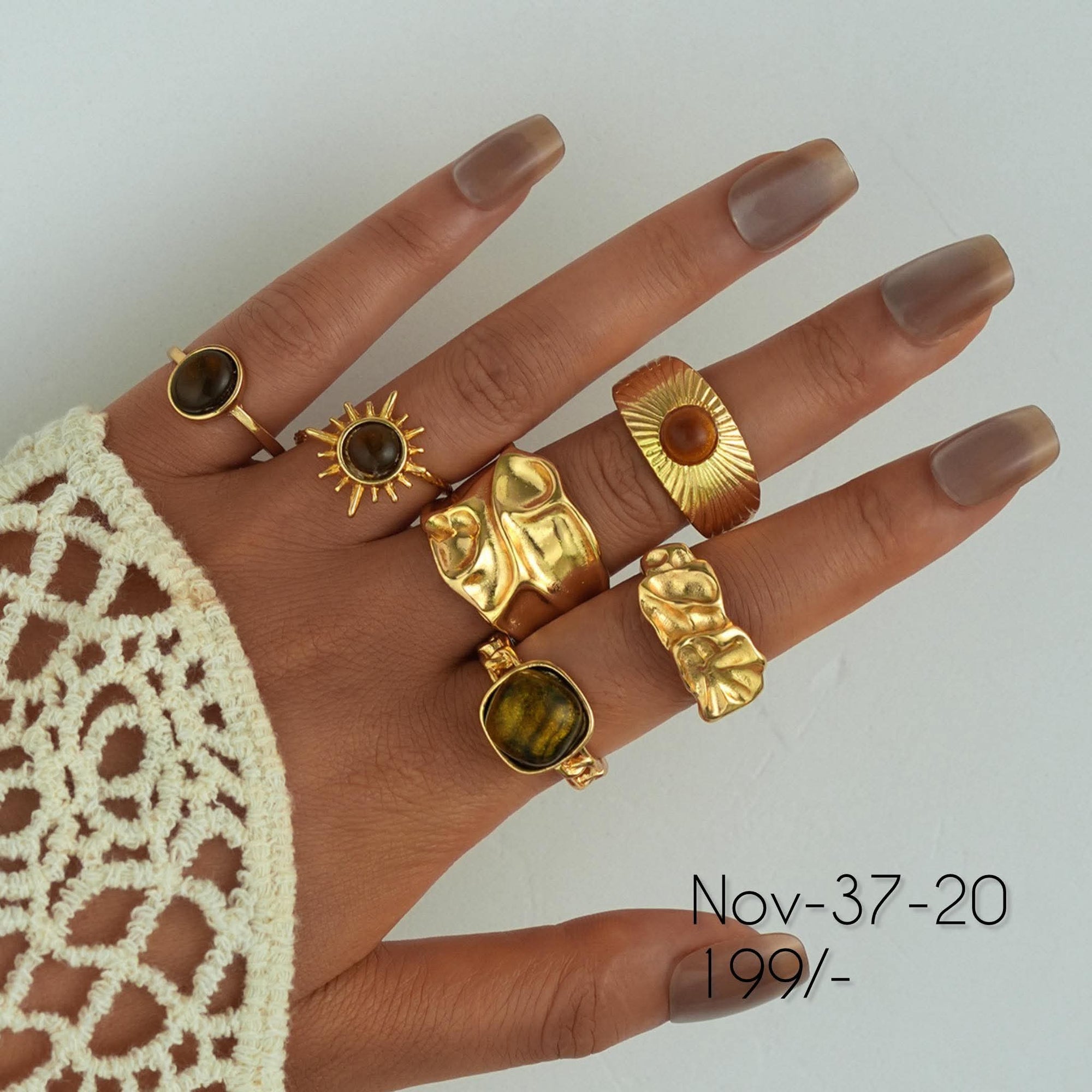 November2025 set 37 - Only
ornaments