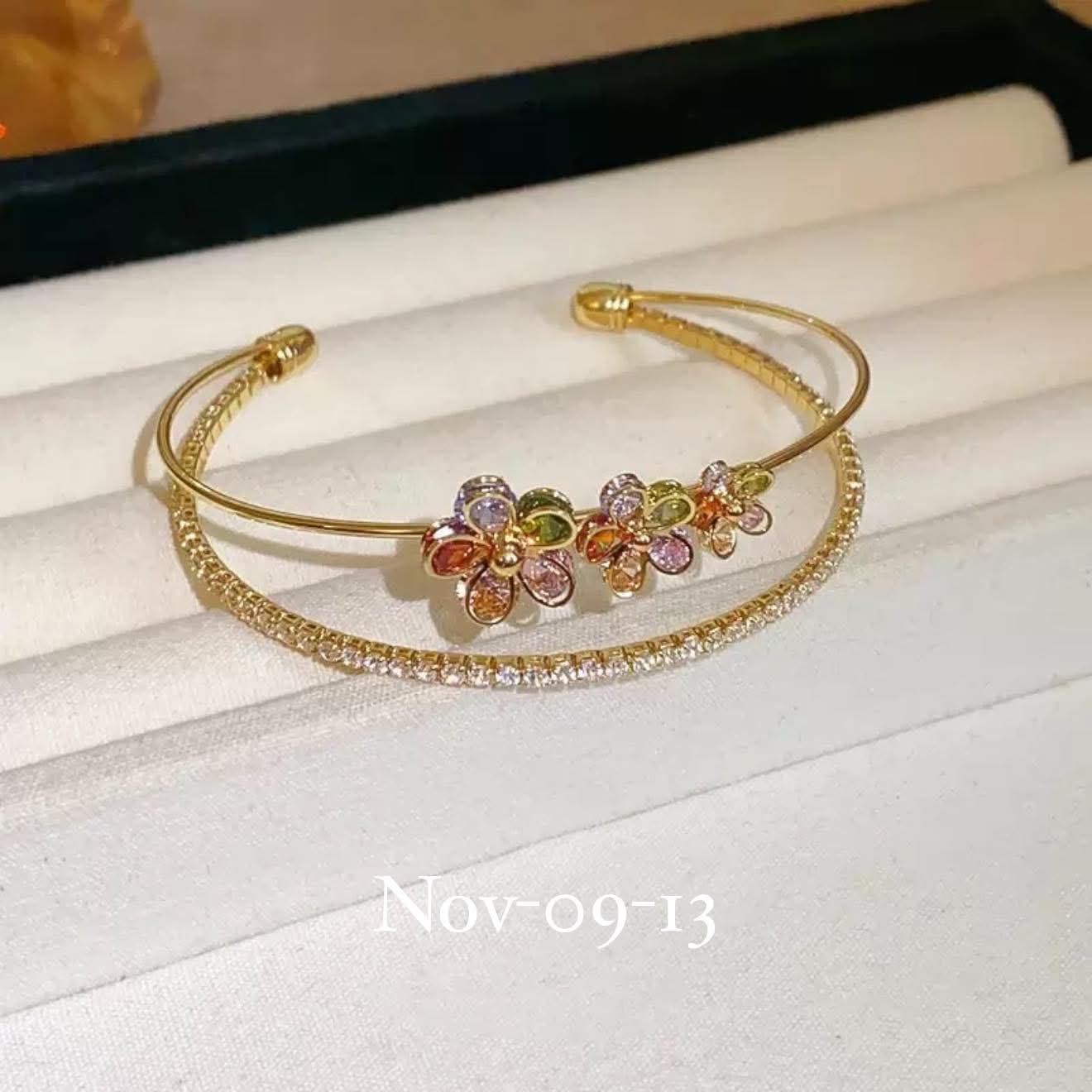 November2025 set 09 -
Bracelets