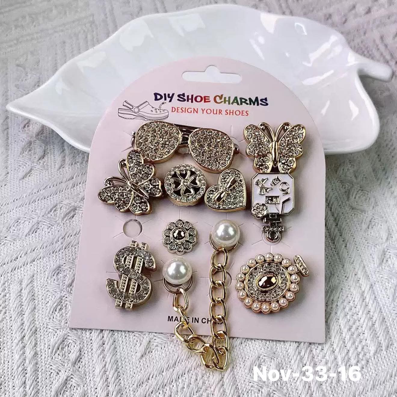 November2025 set 33 - Croc
charms