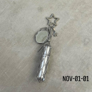 November2025 set 01 - Lipstick
chain with mirror