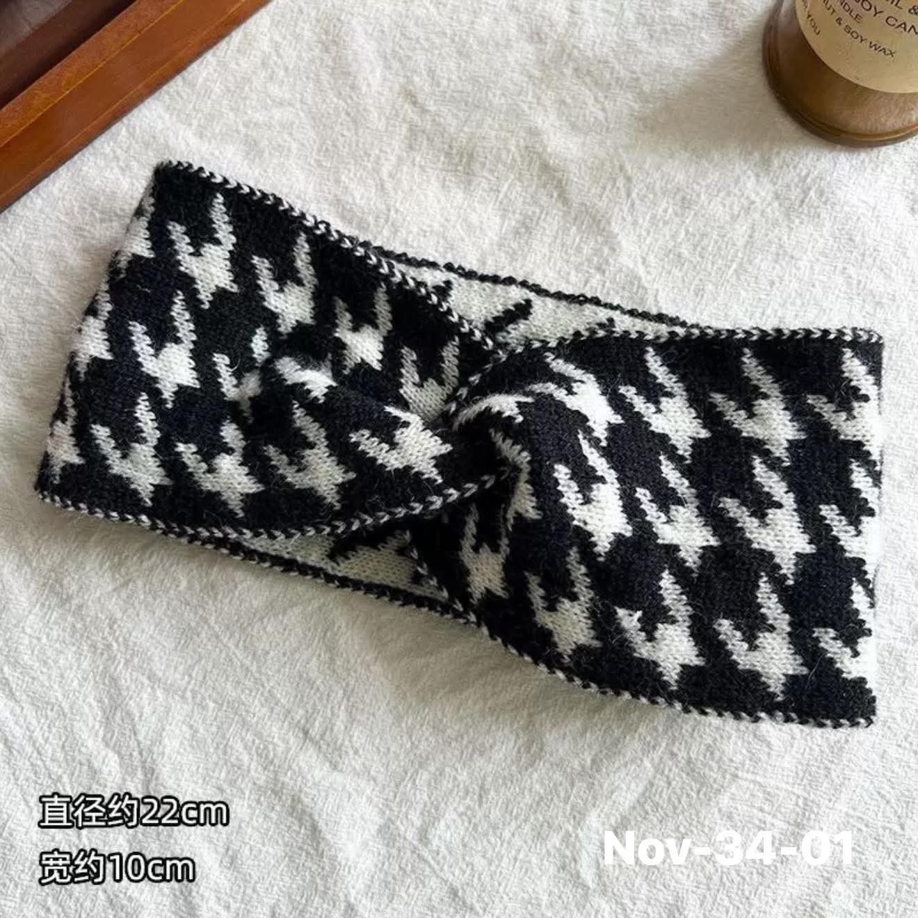 November2025 set 34- Retro
styled hairband