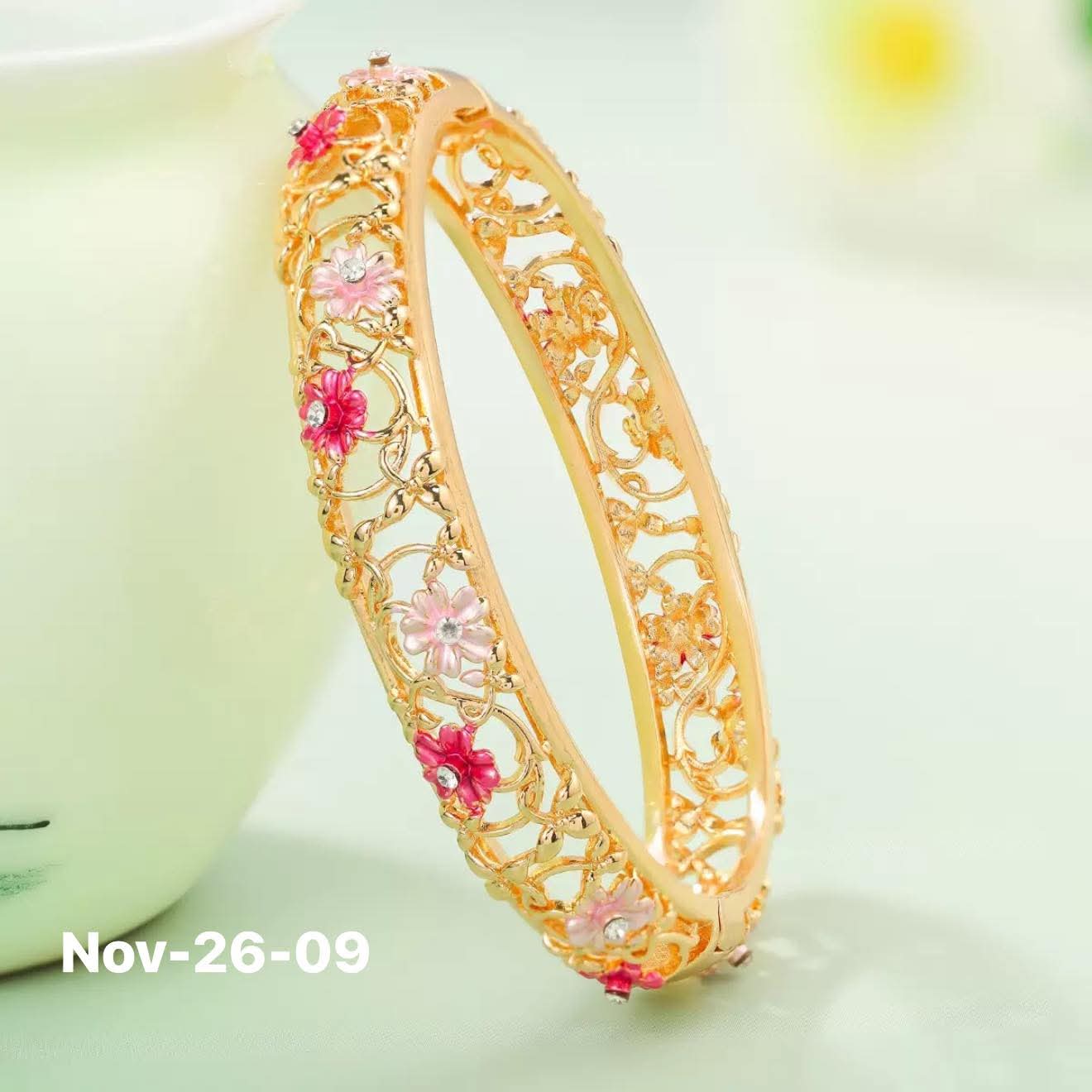 November2025 set 26 -
Cloisonne bangles