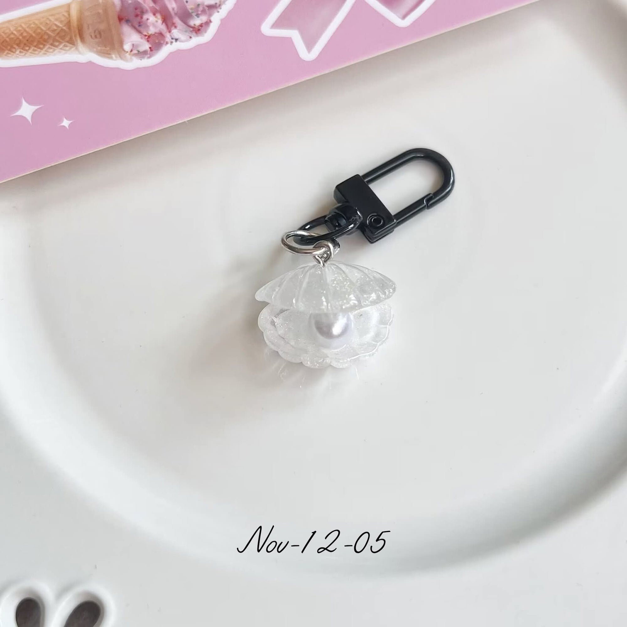 November2025 set 12 -
keychains